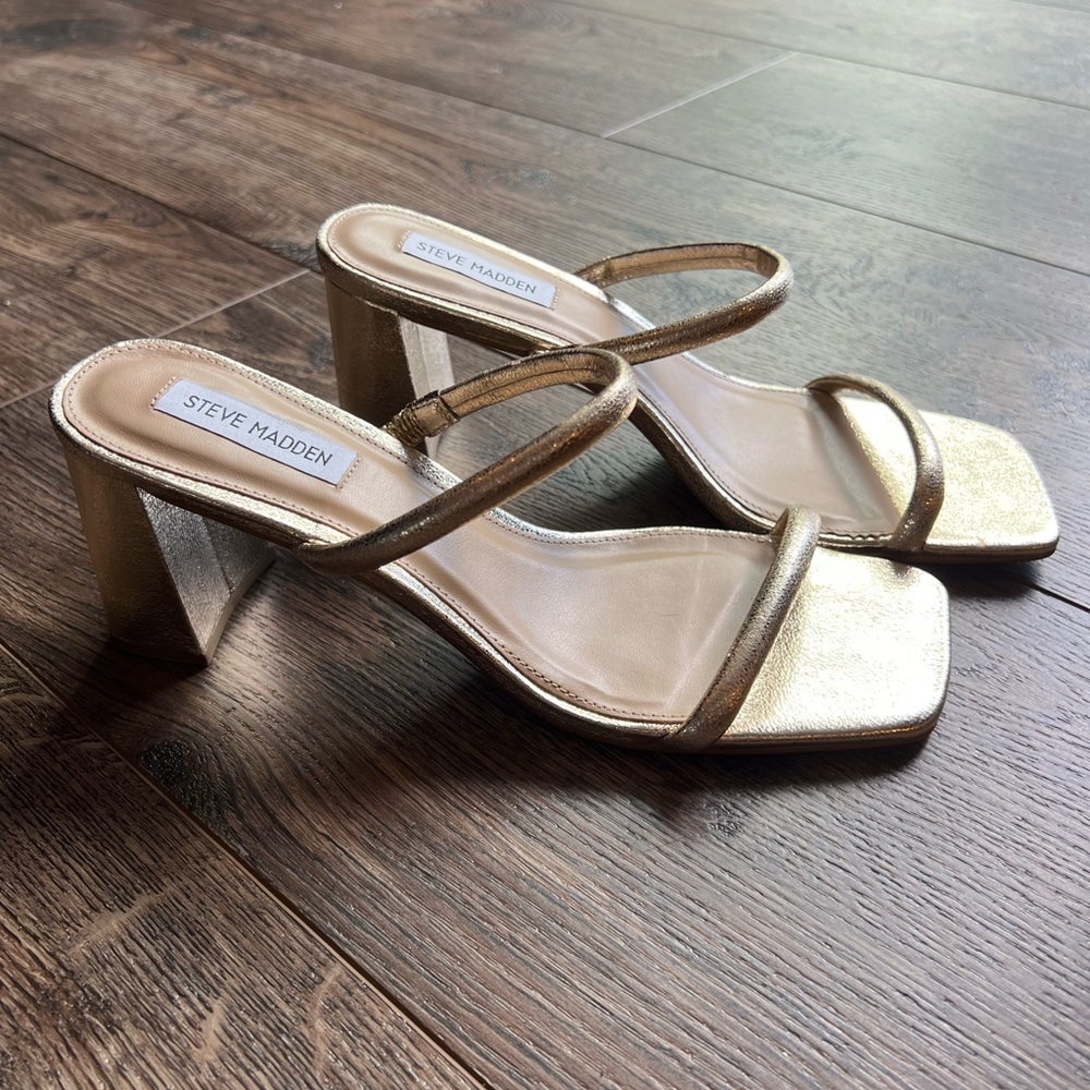 Steve Madden Metallic Gold Block Heels (Lilah)